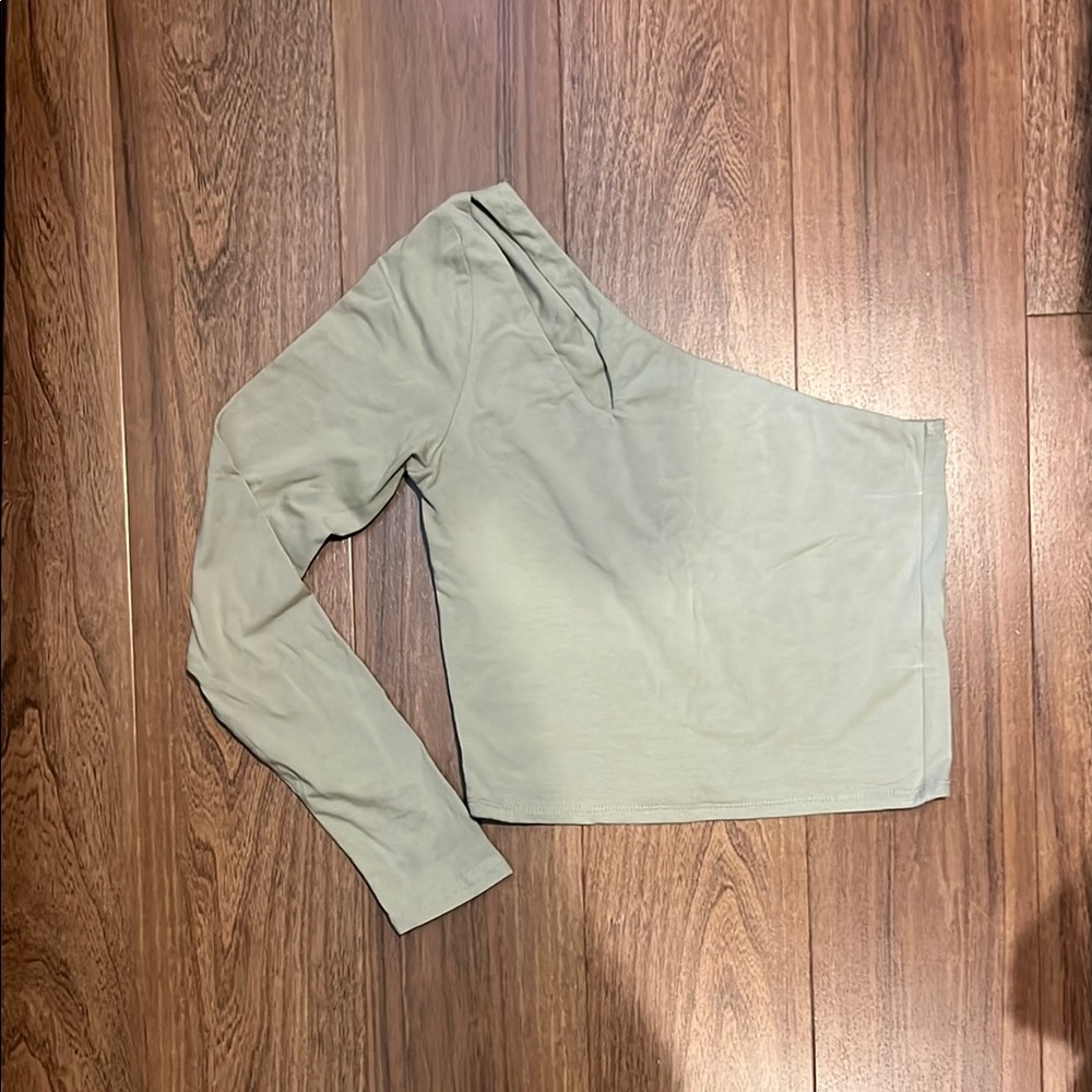 Abercrombie & Fitch One-Shoulder Top in green